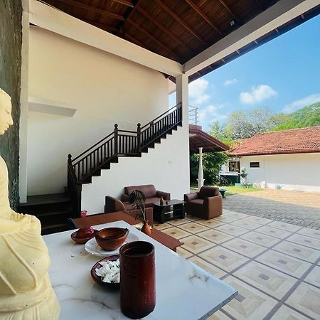 Yala Visit Villa Tissamaharama Esterno foto